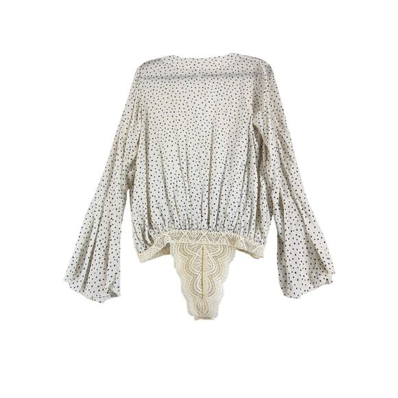 Free People Intimately Polka Dot Deep V Bell Sleeve Bodysuit boho coastal sz M - Picture 3 of 7